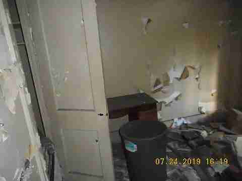 6700 Clifton (44)_m.jpg